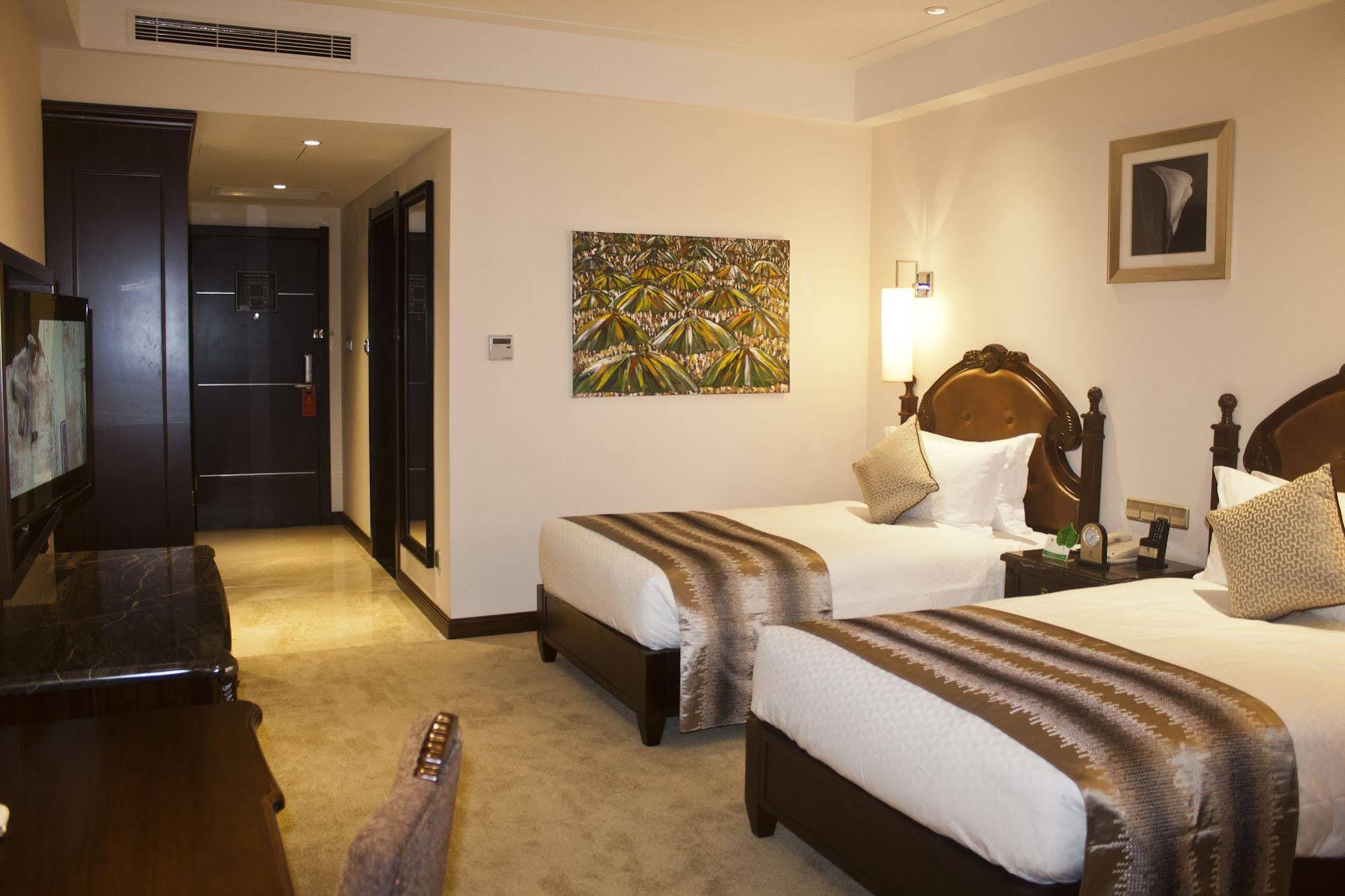 Tang Palace Hotel Accra Eksteriør bilde